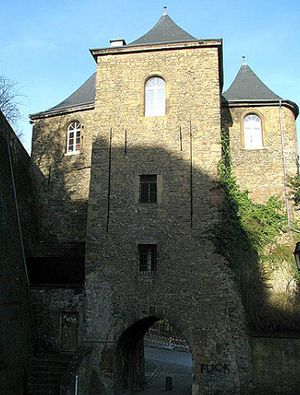Dr&auml;i Tierm - the former town prison
